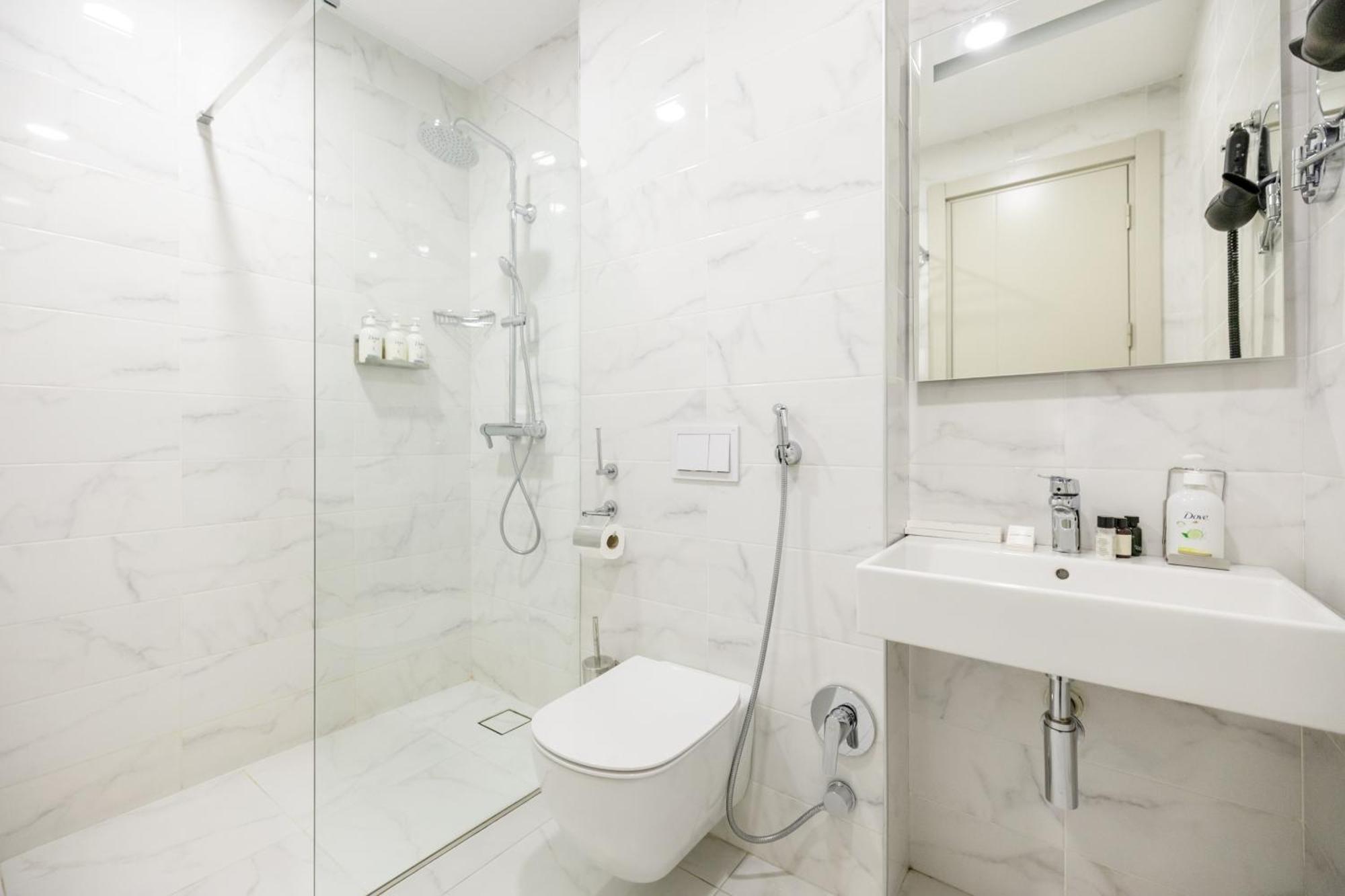 Brosse Garden Hotel Tbilisi Kamer foto