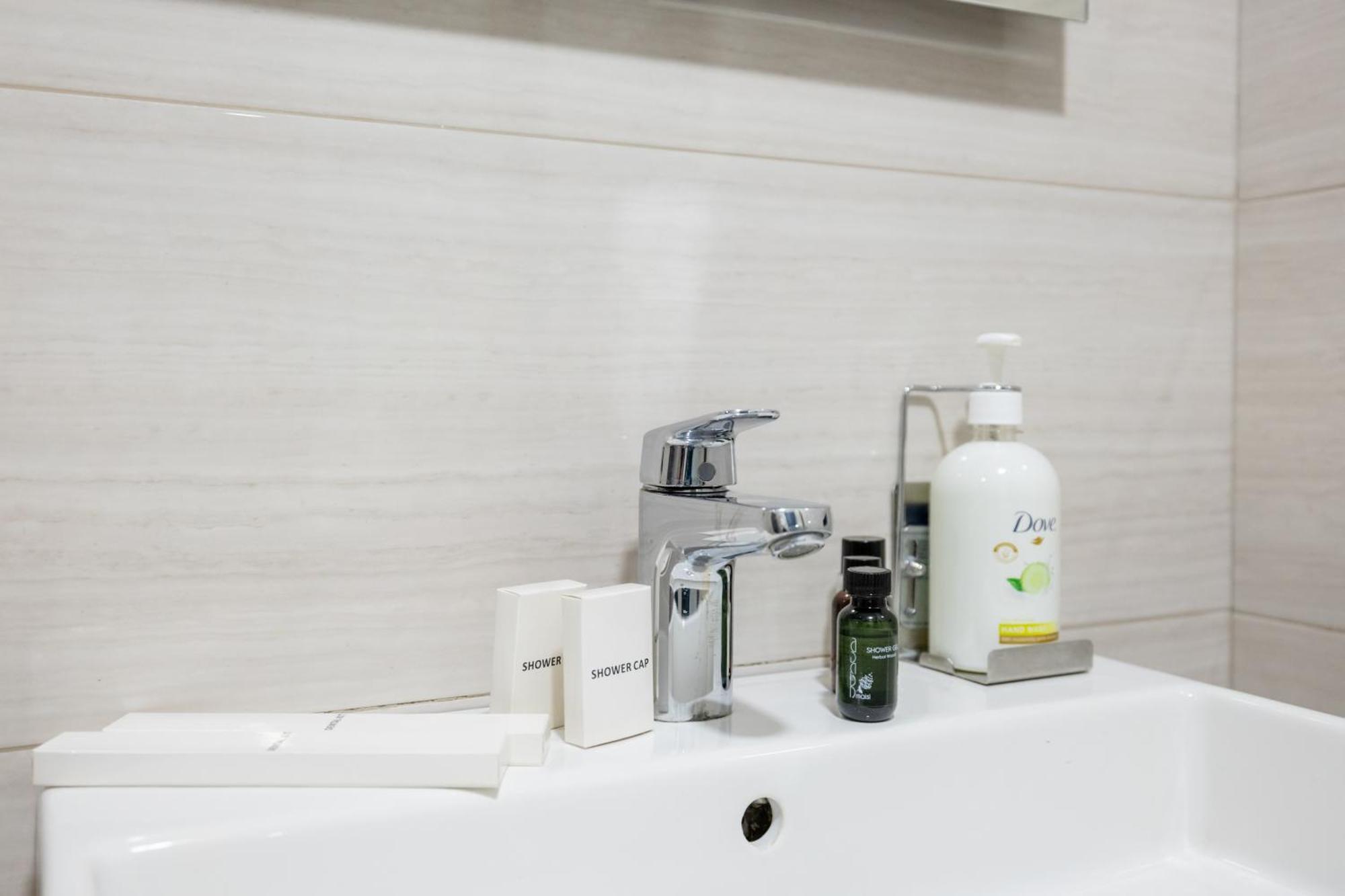 Brosse Garden Hotel Tbilisi Kamer foto