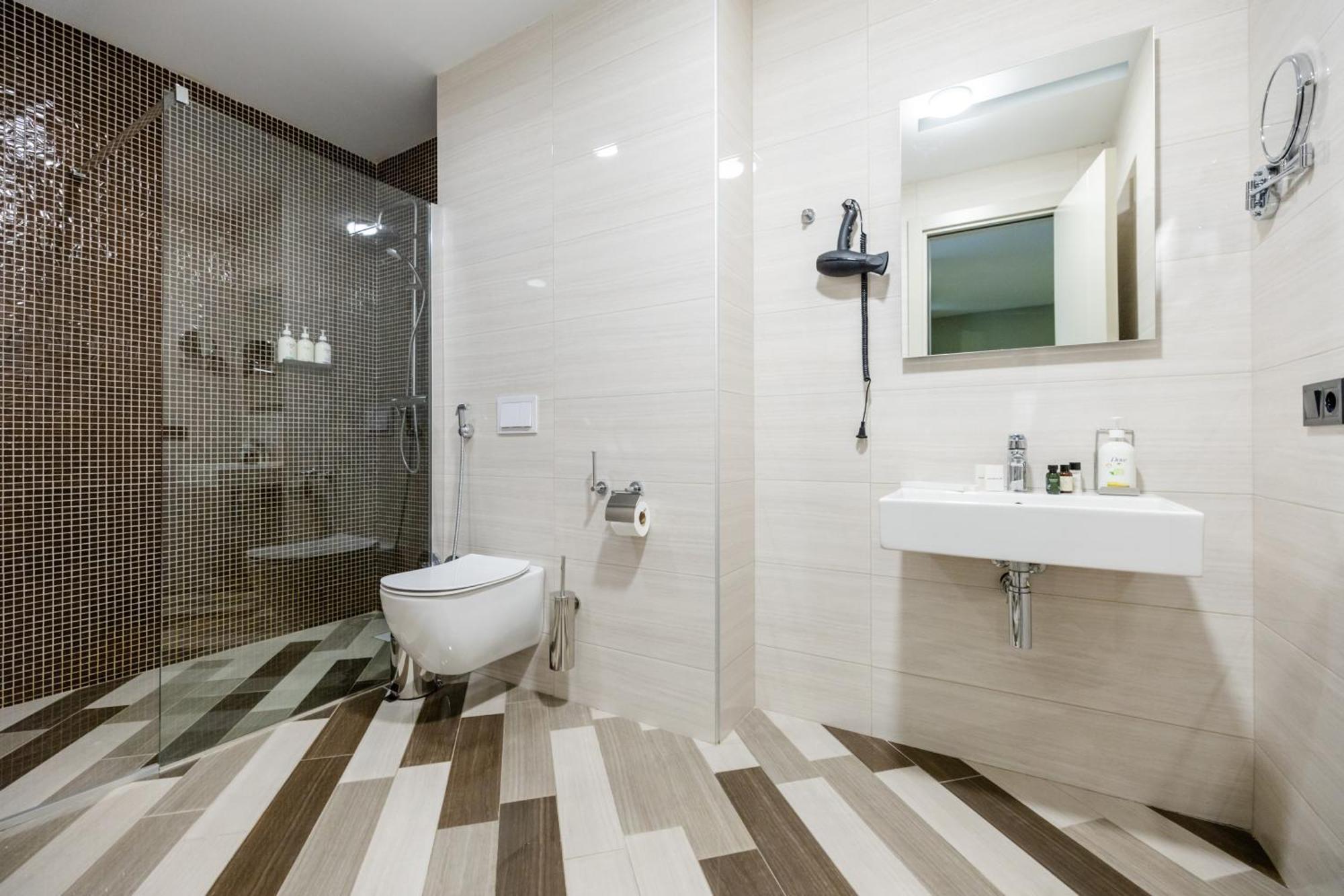 Brosse Garden Hotel Tbilisi Kamer foto